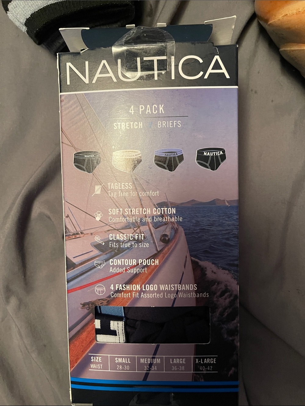 New  Men’s Black & Navy 4-Pack Briefs - Picture 2 of 3